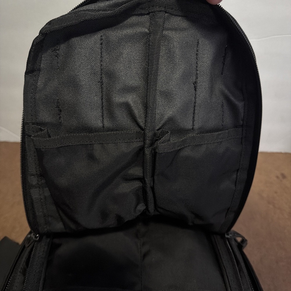 5.11 TACTICAL RUSH MOAB 6 SLING PACK MESSENGER BAG, WATER-RESISTANT, - BLACK - Picture 8 of 8